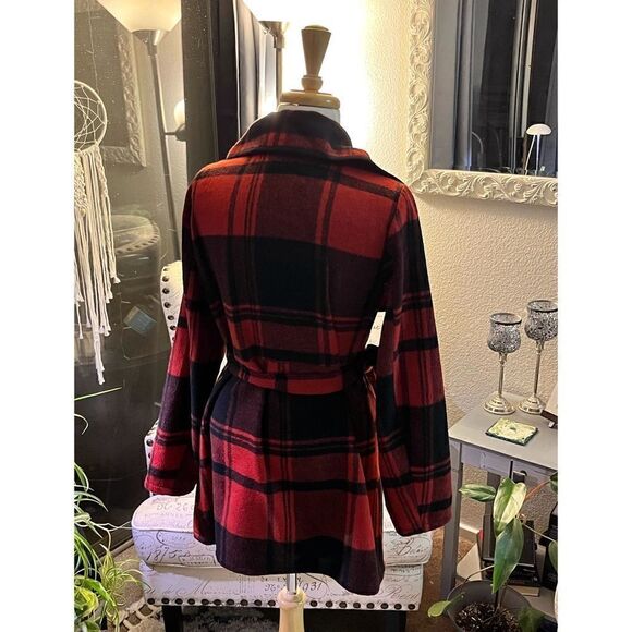 šHPšNWOTāMauriceā
FleeceāCoat - Picture 4 of 10